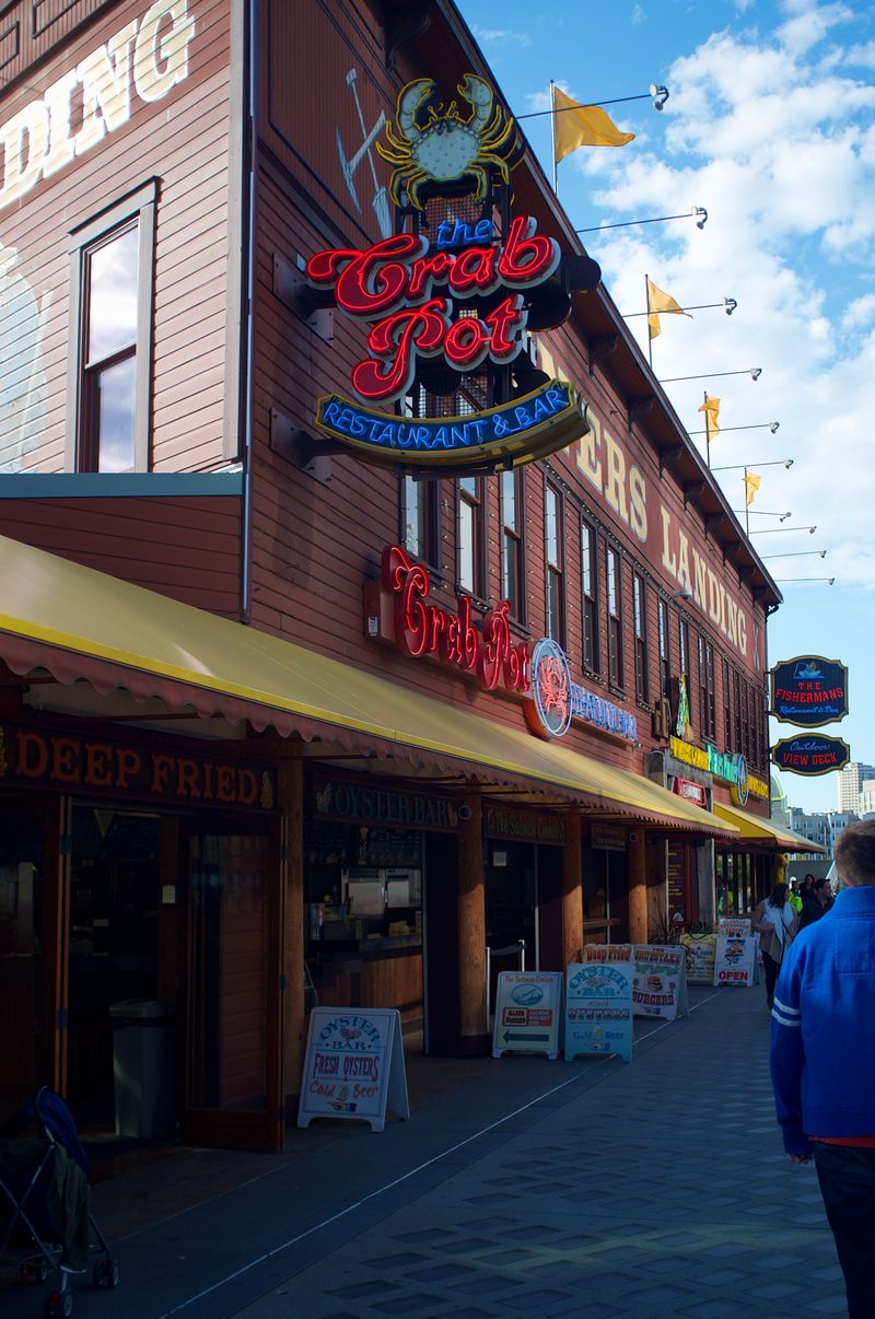 This Washington Waterfront Crab Shack Serves Seafeast Buckets Locals Say Are “Worth Any Detour To The Pier” 11 Parking And Getting There