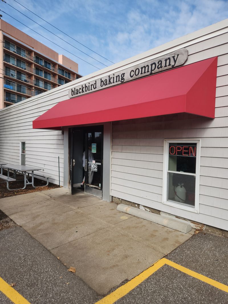 13 Cozy Ohio Cafés Where Grilled Cheese And Tomato Soup Still Feel Like The Right Answer 4 Blackbird Baking Company - Lakewood, Ohio