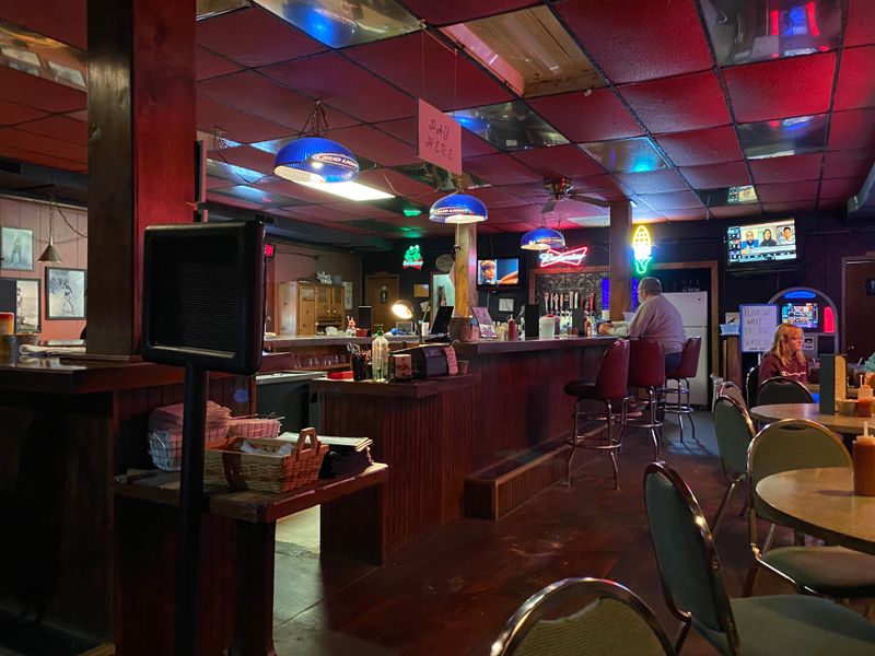 Wagon Wheel Grill & Bar - Emporia, Kansas