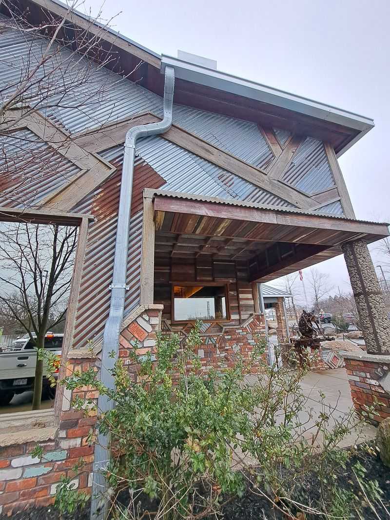 Bad Brads BBQ - Orion Township, Michigan