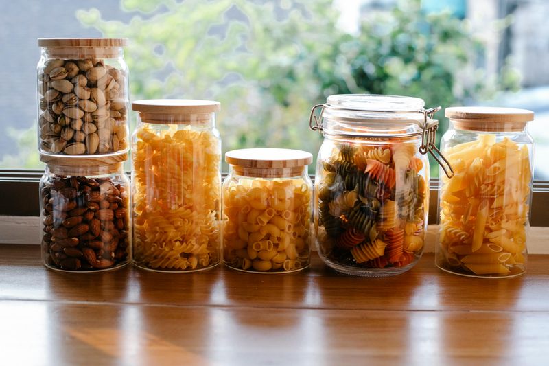 9 Retro Kitchen Habits That Made Food Taste Better (And Cost Less) 10 Preserving Food in Jars