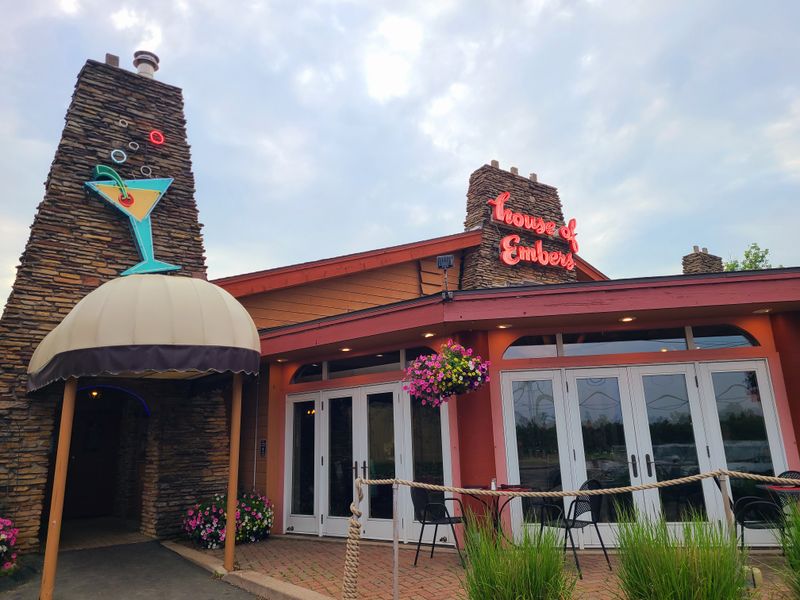 House of Embers Restaurant - Wisconsin Dells, Wisconsin