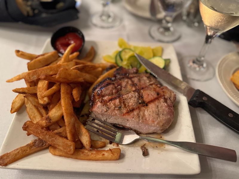 Pickwick Restaurant & Pub - Duluth, Minnesota