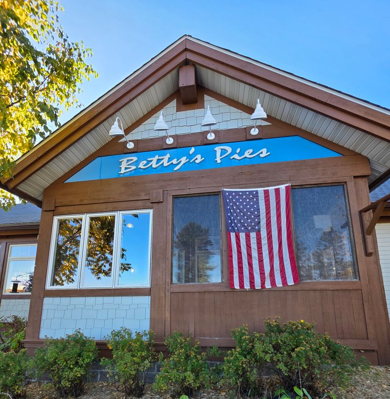 15 Roadside Pie Counters Across America Where Slices Are Still Cut Extra Thick 13 Betty's Pies - Two Harbors, Minnesota