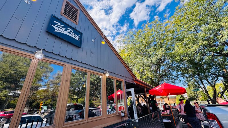 17 Utah Scone Breakfast Spots Where The Honey Butter Turns First-Timers Into Regulars 15 The Park Cafe - Salt Lake City, Utah