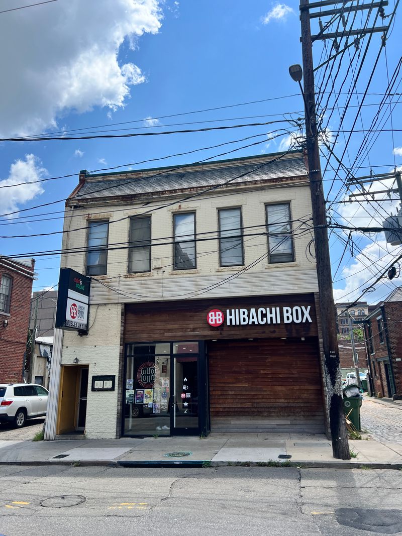 Edo's Squid, Richmond, Virginia