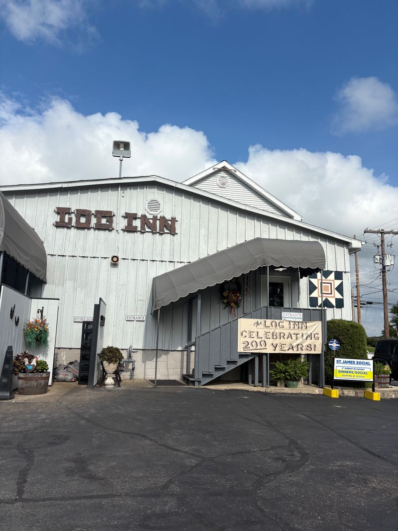 The Log Inn - Haubstadt, Indiana