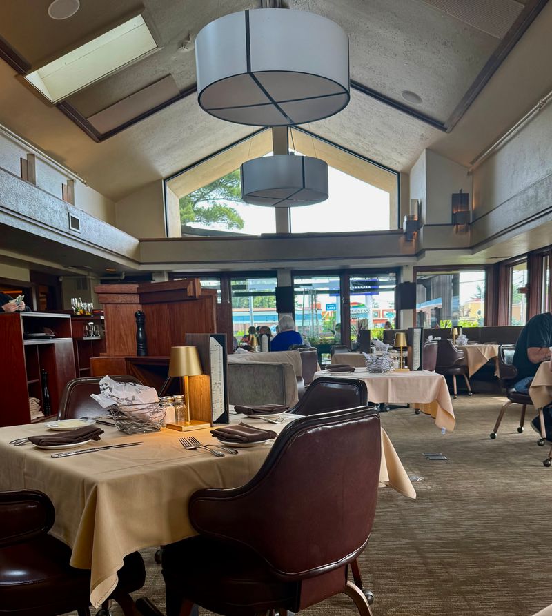 This Wisconsin Supper Club Serves Prime Rib So Tender It Barely Needs a Knife 14 Prairie Style Atmosphere