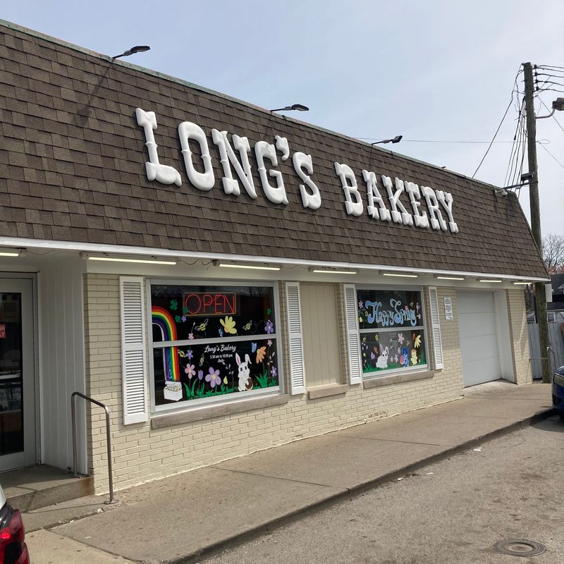 Neighborhood Landmark Feel