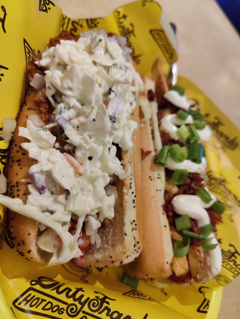 This Ohio Mac & Cheese Café Is So Popular They Close When They Run Out 7 Signature Dogs You Should Not Skip