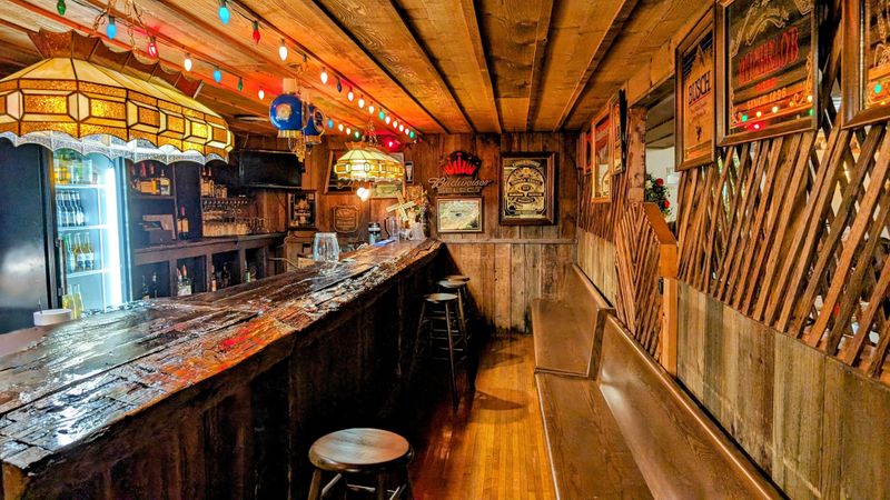 Cozy Atmosphere Details