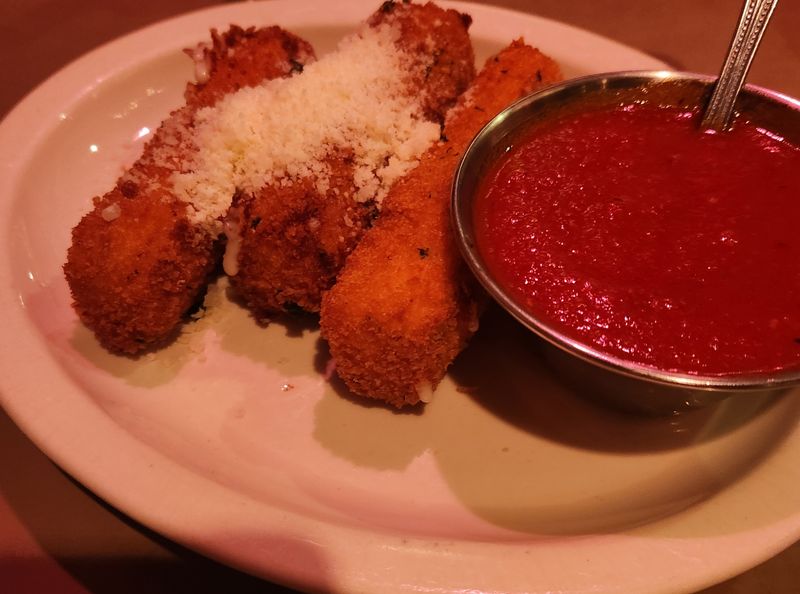 This Kansas City Italian Restaurant Serves Old-School Red Sauce Plates Locals Say Never Change 30 The Red Sauce Standard