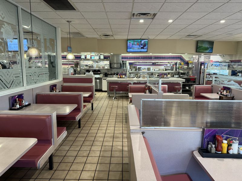 24 Hours On Flamingo Road