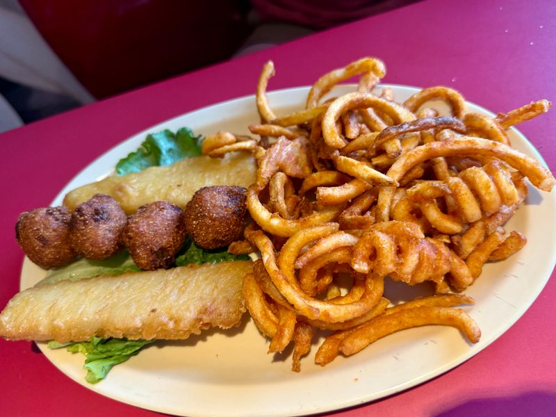 This Arkansas Family Restaurant Sells Out Of Pot Roast Nearly Every Evening 8 Curly Fries Worth the Hype