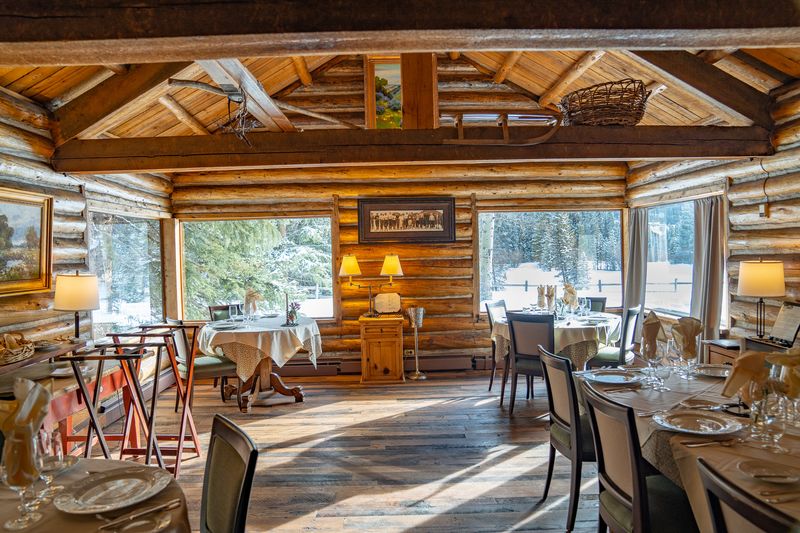 11 Colorado Mountain-Town Decks Serving Dinners With Sunset Views 4 Ski Tip Lodge - Keystone, Colorado