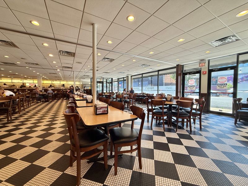 Manny's Cafeteria & Delicatessen - Chicago, Illinois