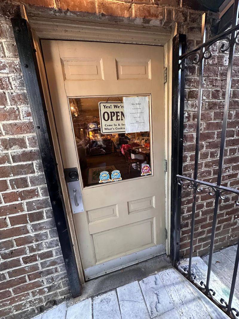 Mrs. Wilkes Dining Room - Savannah, Georgia
