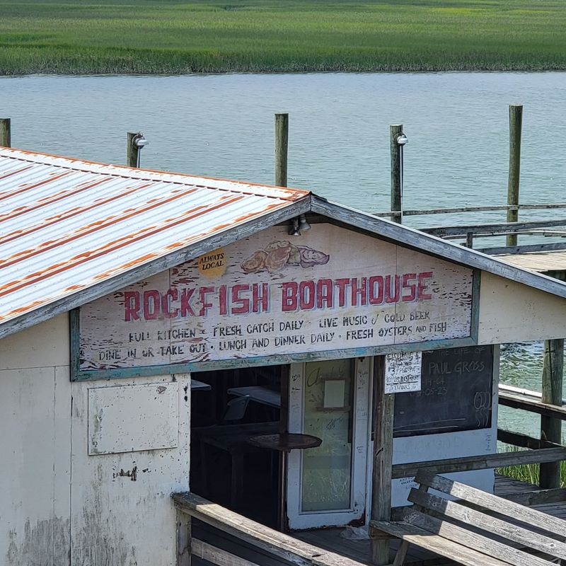 Bowen’s Island Restaurant – Charleston, South Carolina