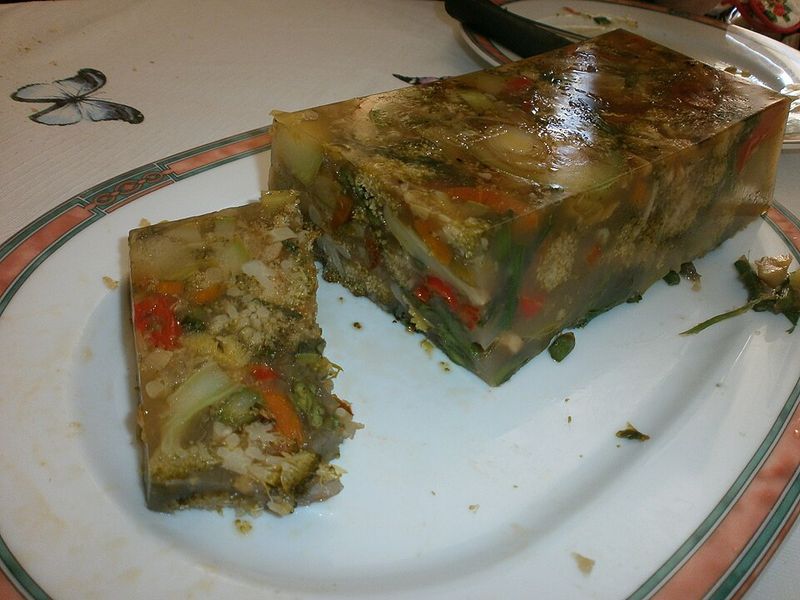 Aspic dish