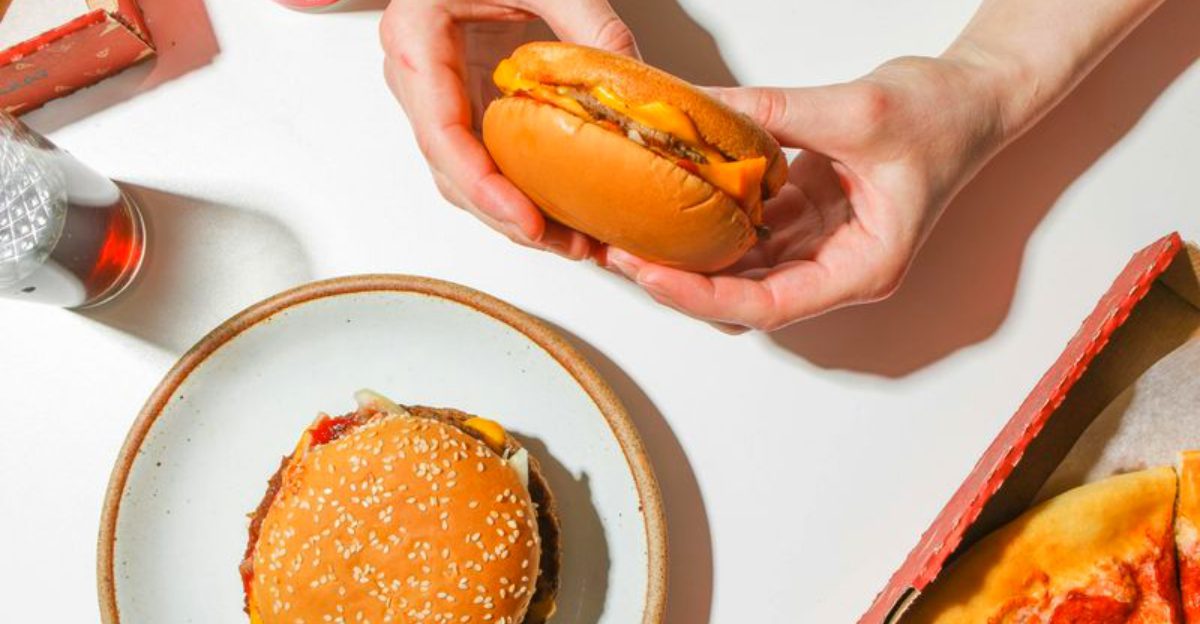 19 Foods That Taste Better When Nobodys Watching