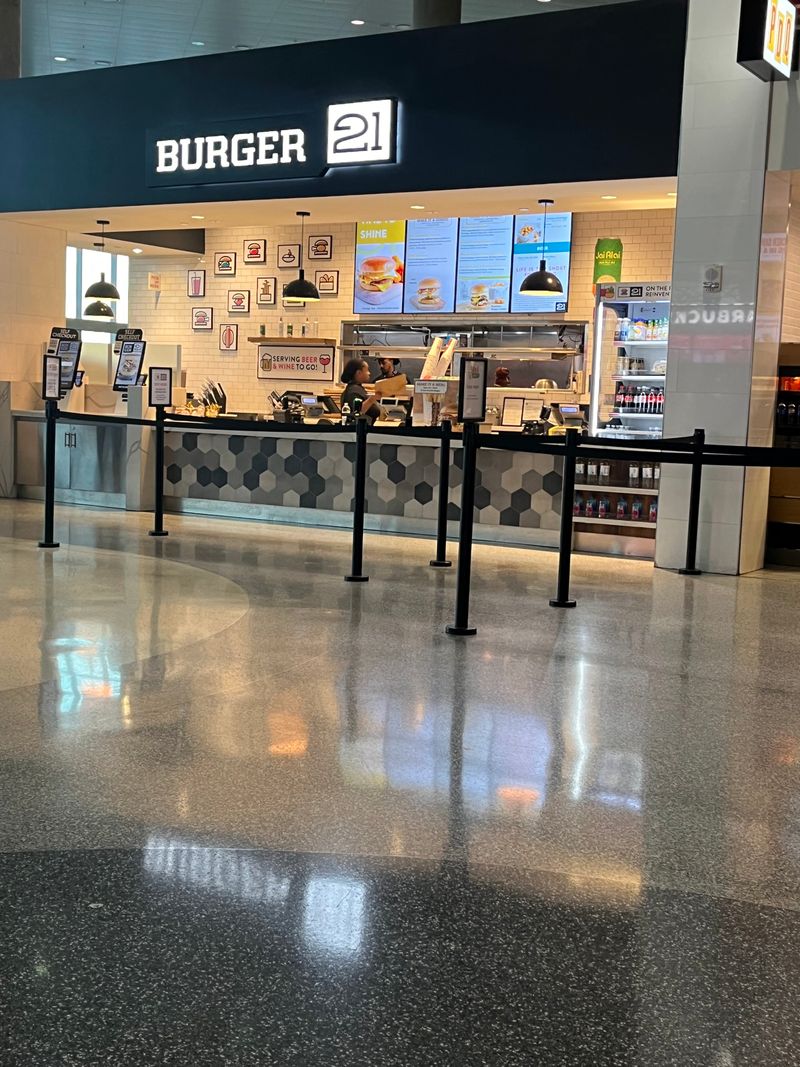 Burger 21 - Tampa, Florida
