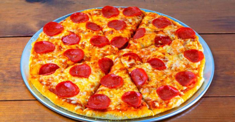 24 Restaurant Choices People Make Just to Avoid Thinking