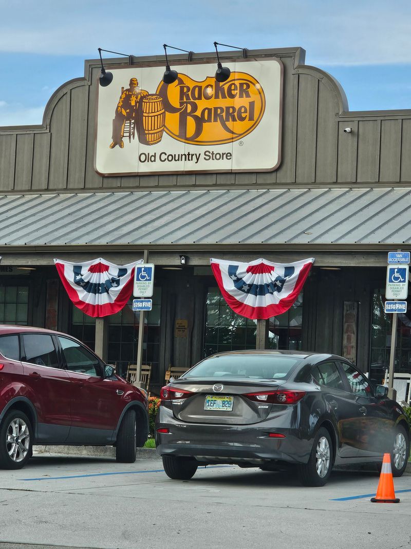 Cracker Barrel Old Country Store - Jensen Beach, Florida