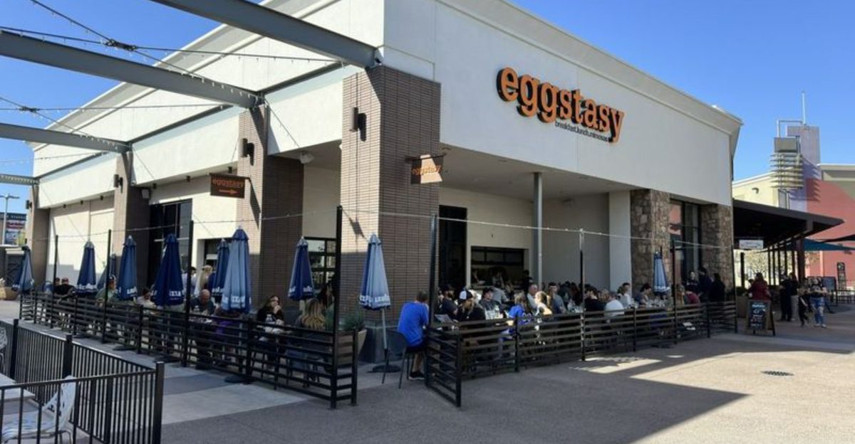 9 Arizona Breakfast Cafes Where Mornings Always Start With A Line