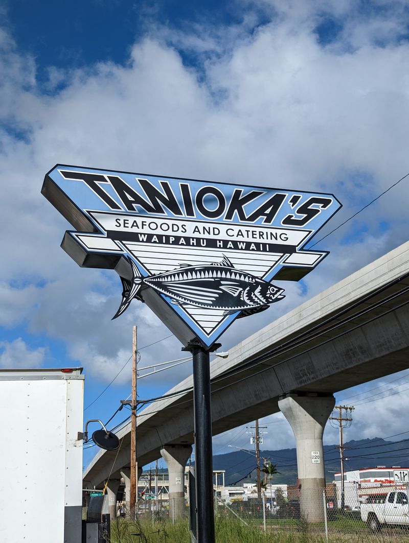 Tanioka's Seafoods & Catering - Waipahu, Hawaii