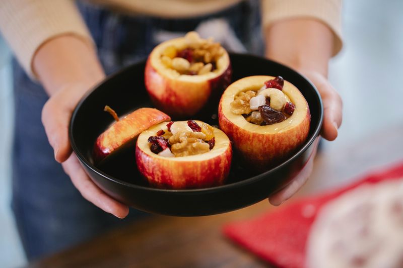 Baked apples