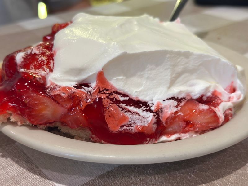 The Homemade Pies at This Amish Restaurant Are Worth the Drive Anywhere in Florida 7 Fresh Strawberry Slice of Summer