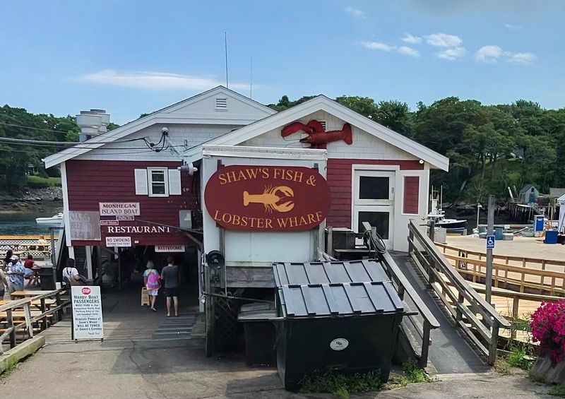 Shaw's Fish & Lobster Wharf - New Harbor, Maine