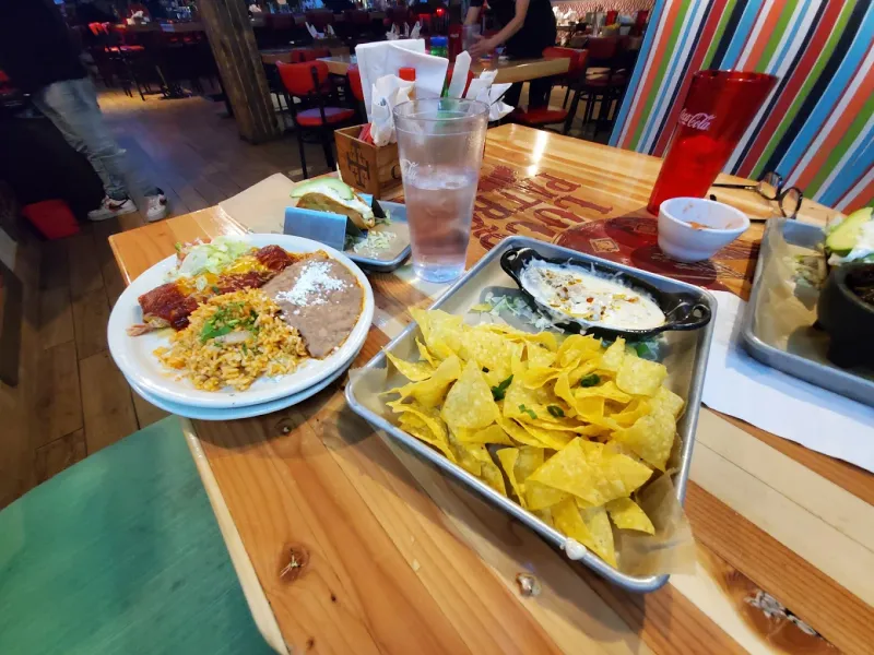 Daily Dose Old Town Bar & Grill - Scottsdale, Arizona