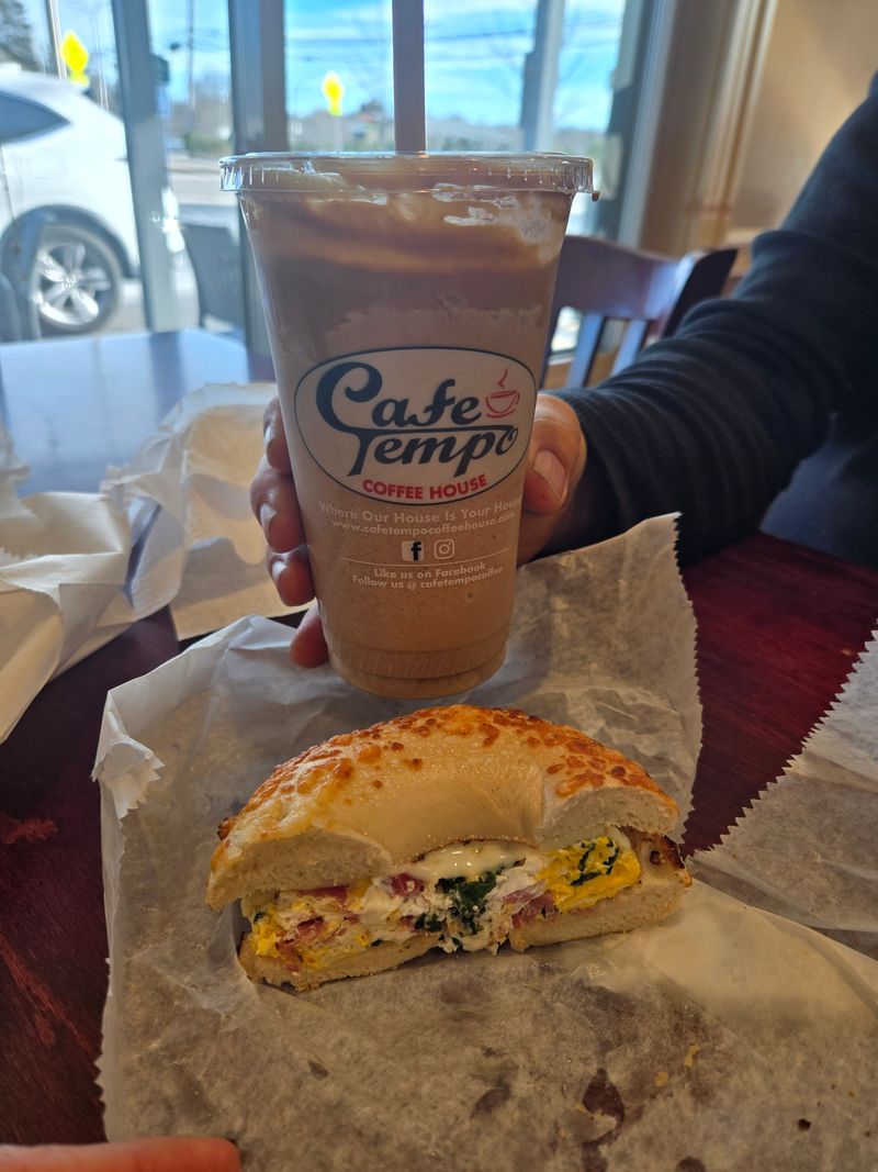 Cafe Tempo Coffee House - Warwick, Rhode Island