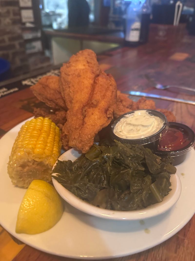 13 South Carolina Seafood Shacks Where The Fried Oyster Basket Is The First Thing To Go 3 The Crab Shack - Folly Beach, South Carolina