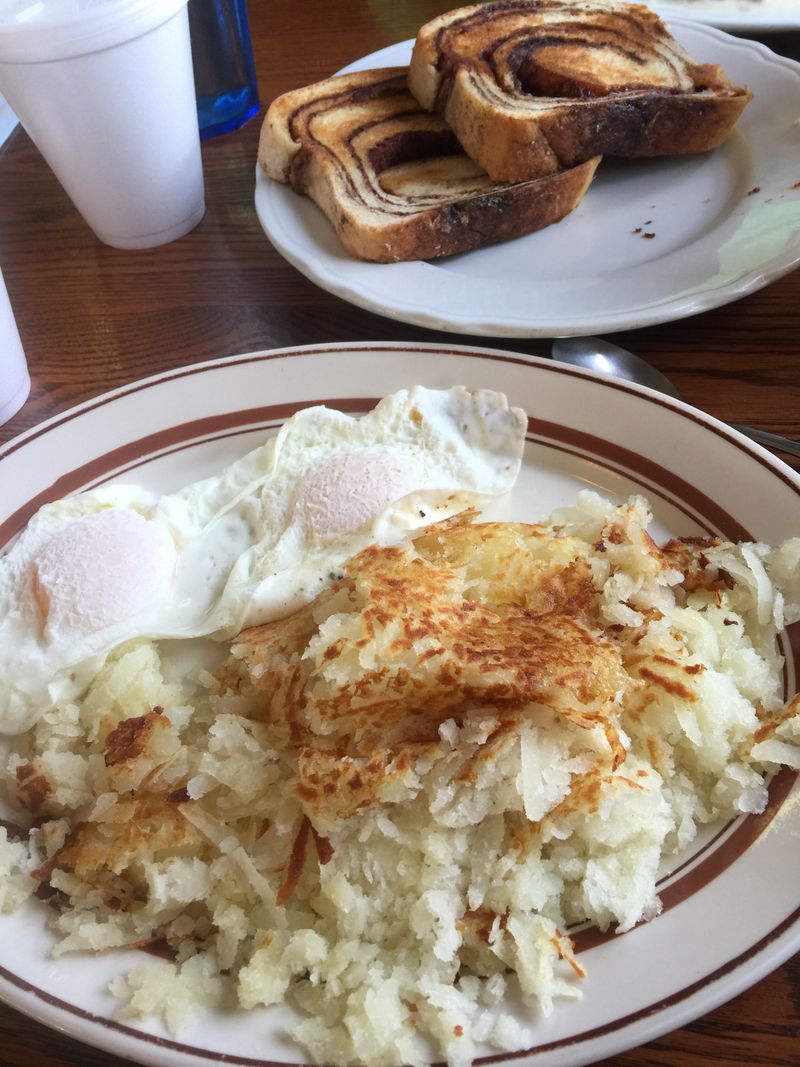 Laura's Country Diner - Laura, Ohio