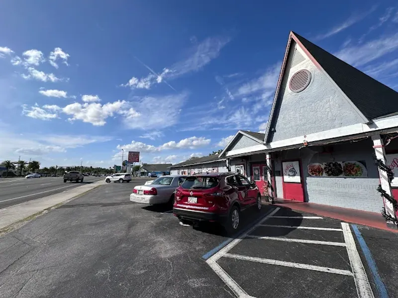 This Florida Lunch Counter Still Feels Like the 1970s – In the Best Way 11 Tips For Your First Visit