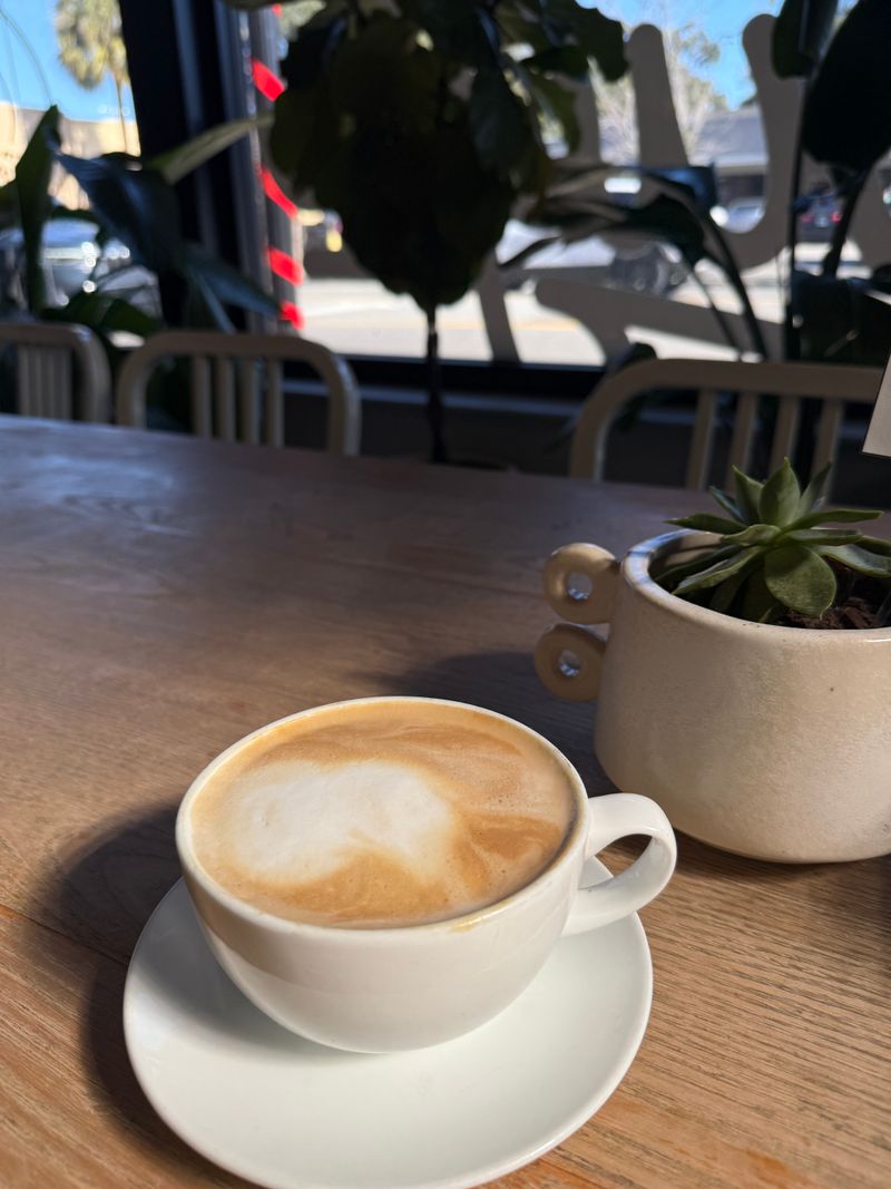 This Under-The-Radar Florida Bakery Had The Best Donuts - And Now It’s Just A Sweet Memory 5 Lavender Latte Drift