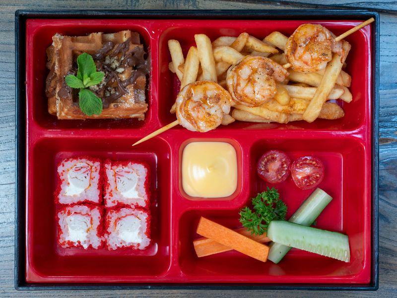 TV dinner tray