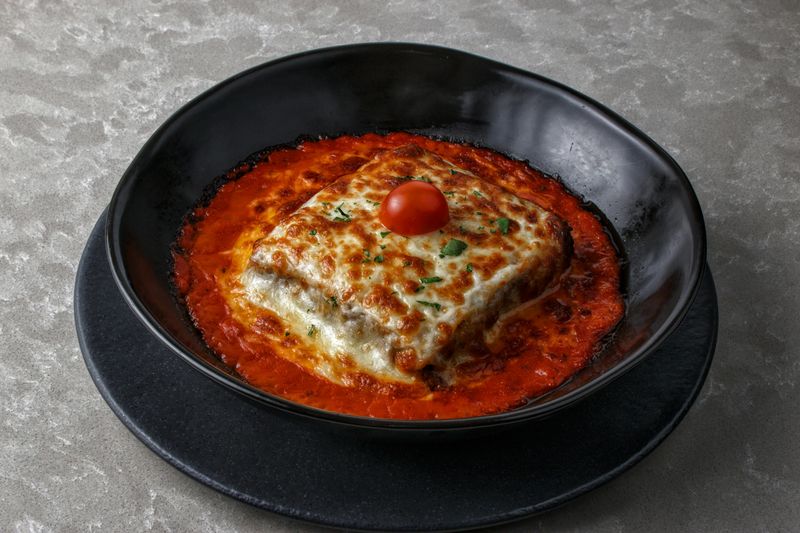 Frozen lasagna