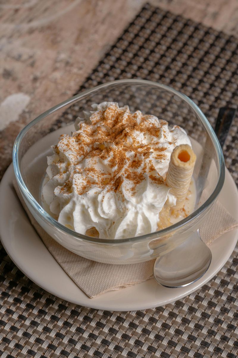 Whipped cream dessert