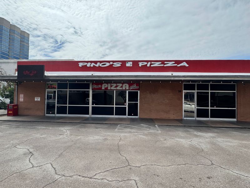 Pinos Pizza Al Centro - Phoenix, Arizona