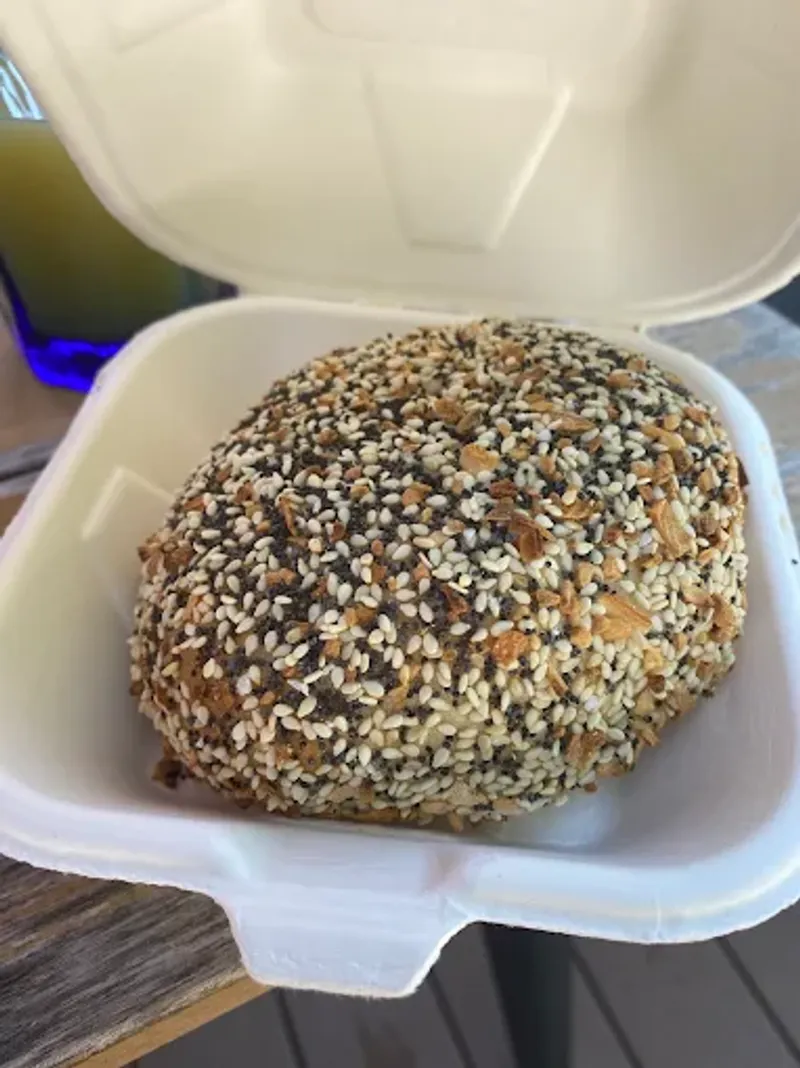 Sesame Bagel With Avocado and Tomato