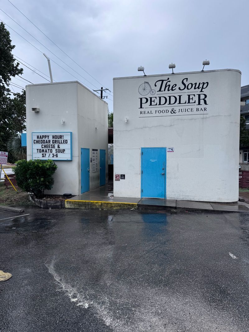 Soup Peddler Real Food & Juice Bar - Austin, Texas