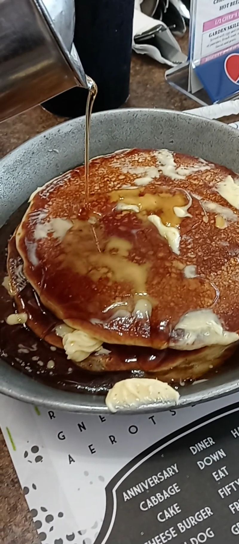 This North Dakota Café Looks Ordinary Until The First Forkful Proves Otherwise 7 Pancakes and Caramel Rolls