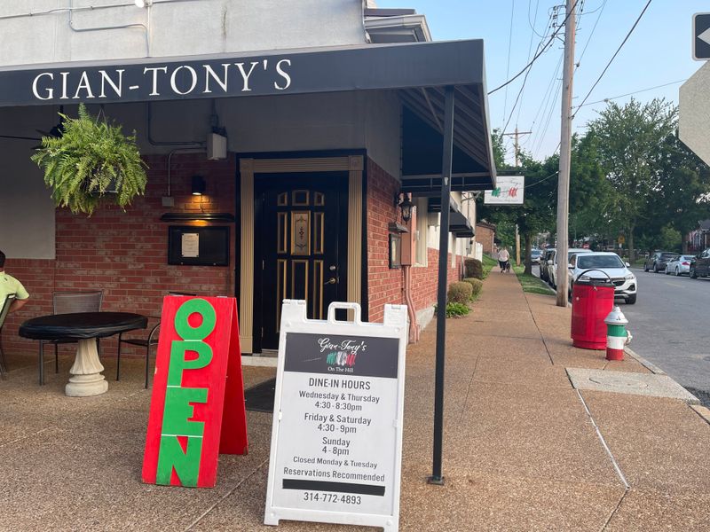 Gian-Tony's Ristorante - St. Louis, Missouri
