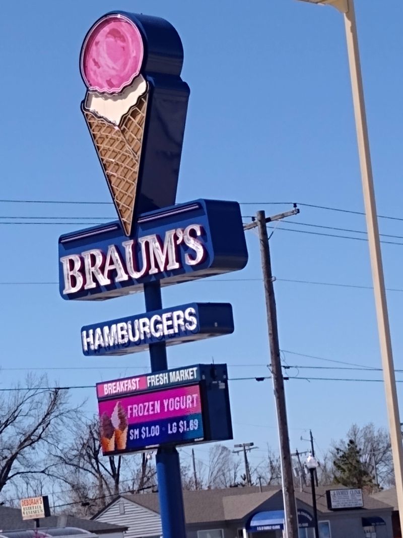 Braum's Ice Cream & Dairy Store - Oklahoma City, Oklahoma
