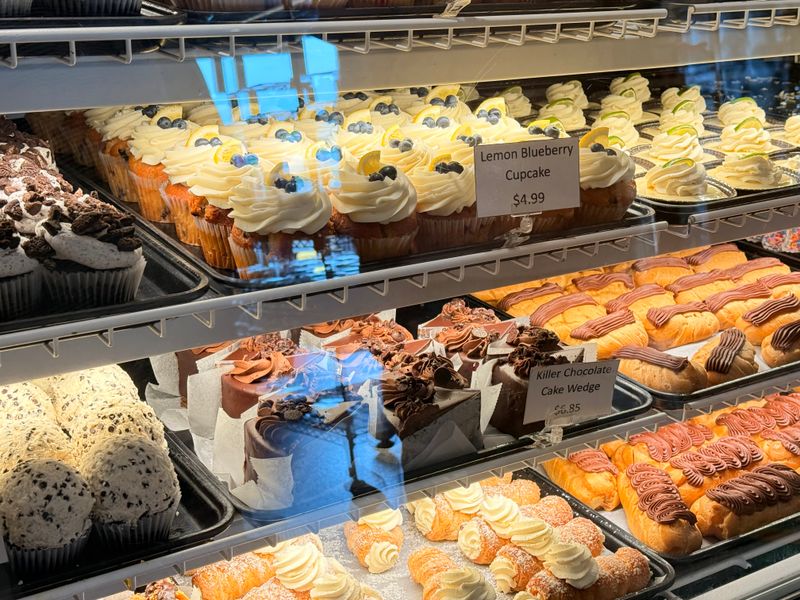 Wright's Dairy Farm and Bakery - North Smithfield, Rhode Island