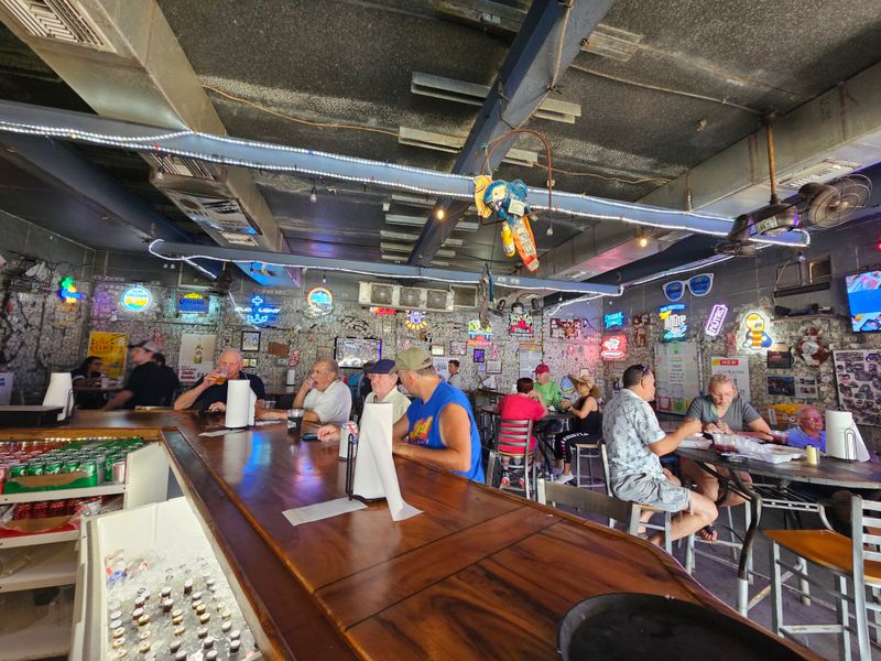 9 Florida Seafood Shacks Where Grouper Sandwiches Taste Like a One-Bite Vacation 5 The Freezer - Homosassa, Florida