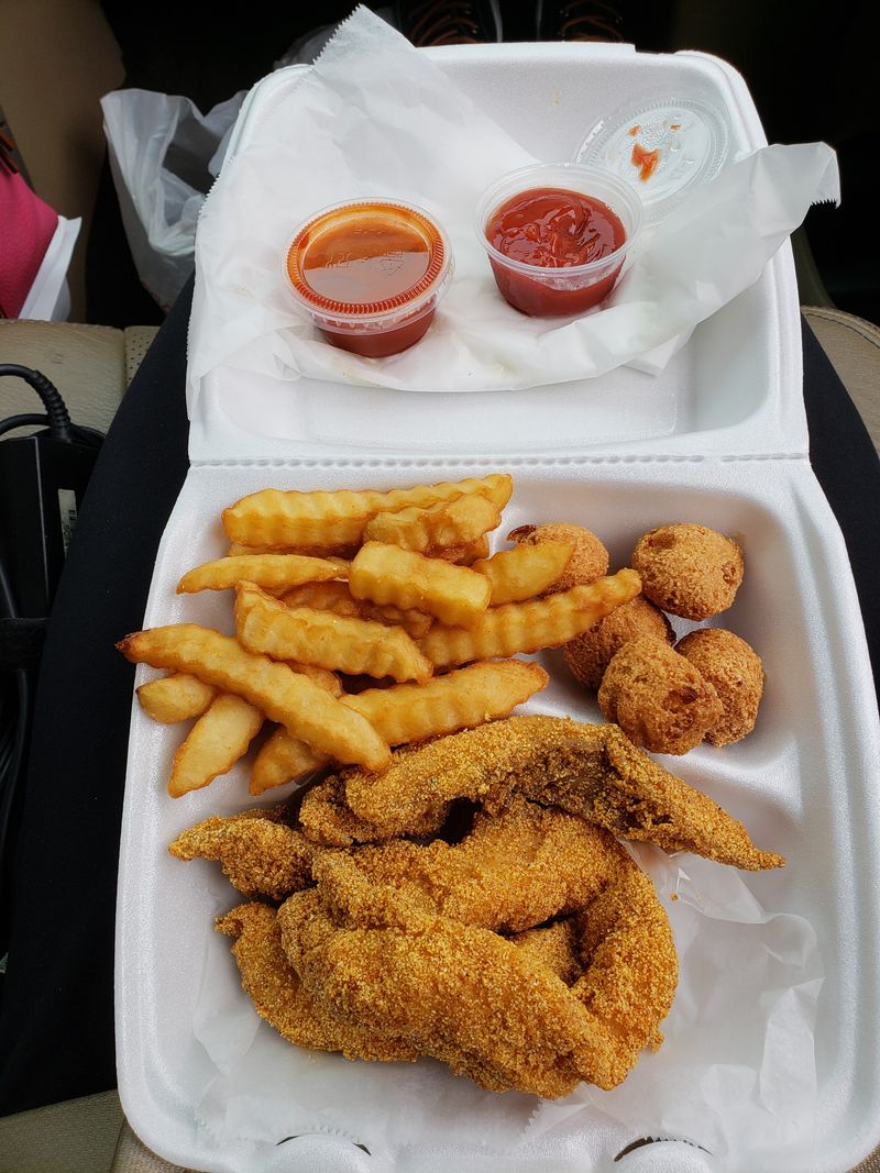 Highway One Fish Market - Greenville, Mississippi